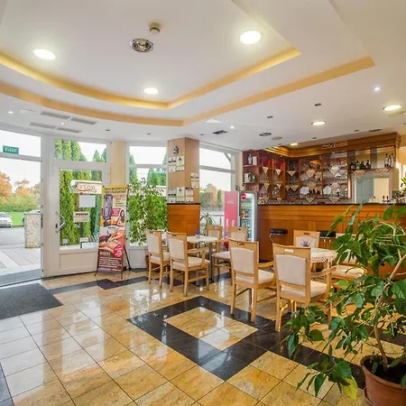 Wellness Hotel-m - Hotel