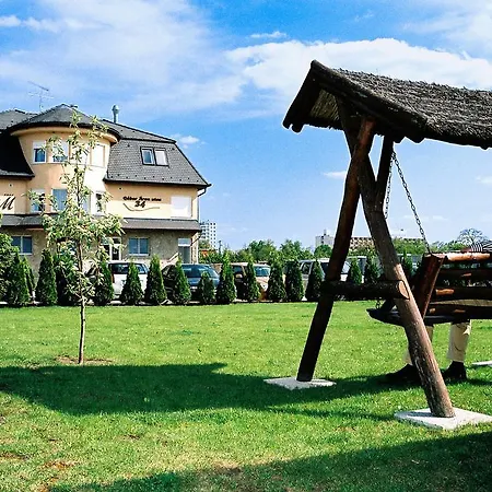 Wellness Hotel-m -