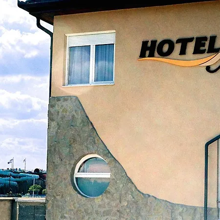 Wellness Hotel-m - 4* Hajduszoboszlo