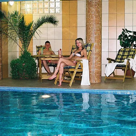 Wellness Hotel-m - 4*