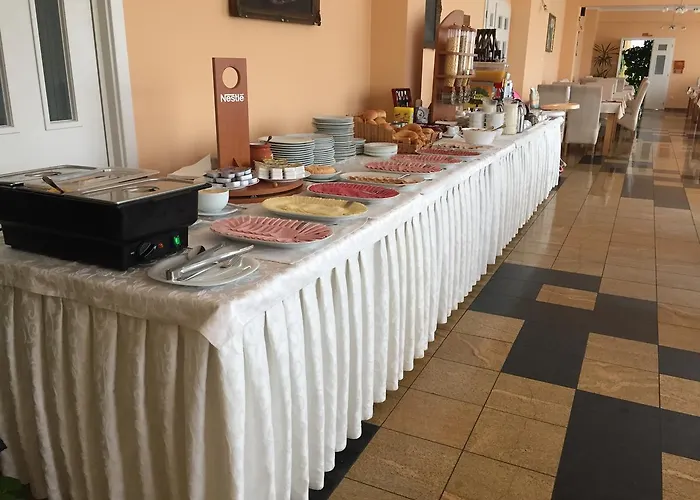 Wellness Hotel-m - 4*