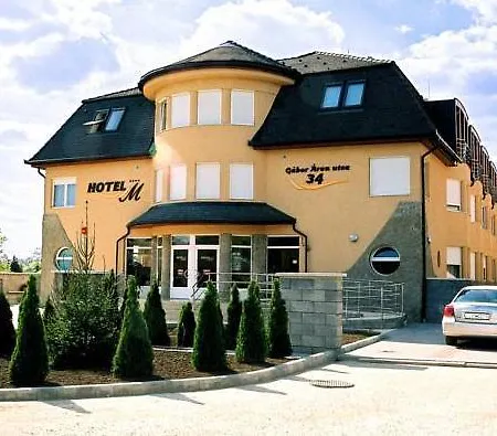 Wellness Hotel-m - 호텔 Hajdúszoboszló